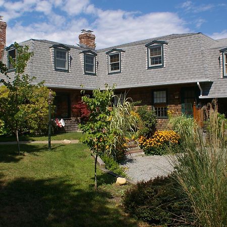 Bed and Breakfast Charles And Charles Mv Vineyard Haven Exterior foto