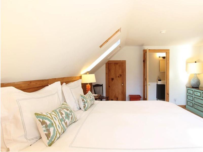 Bed and Breakfast Charles And Charles Mv Vineyard Haven Exterior foto